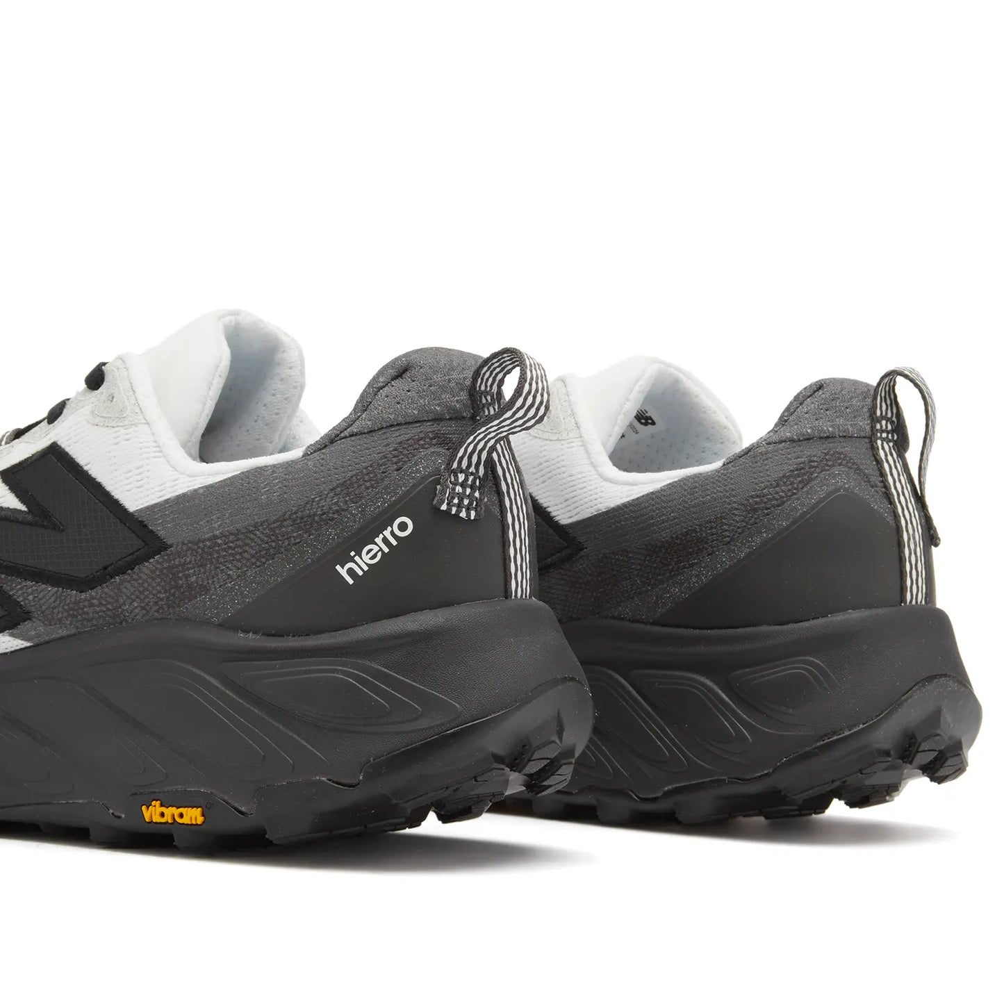 New Ballance MTHIERZ9 blk/white