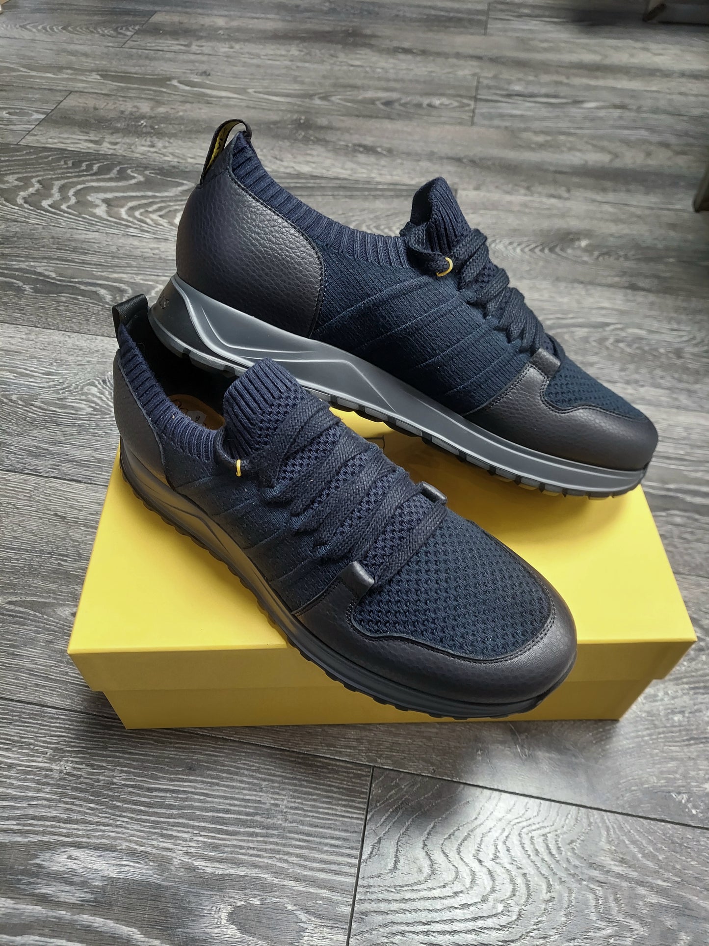 Doucals footwear