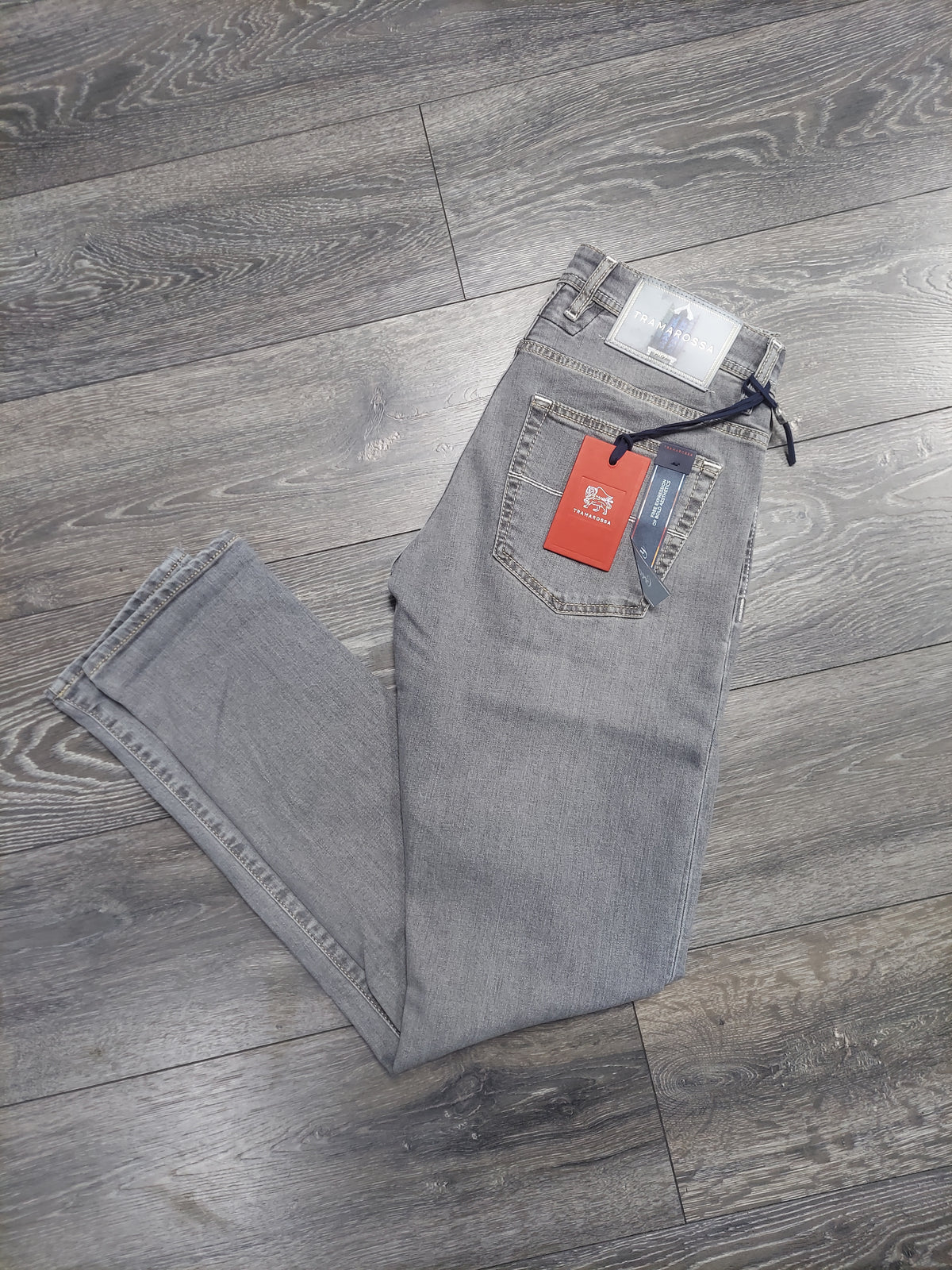 Tramarossa Leonardo light grey