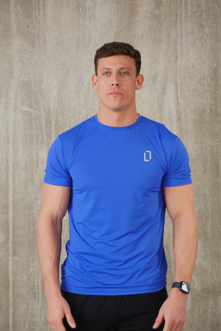 bulletto formation essential t shirt