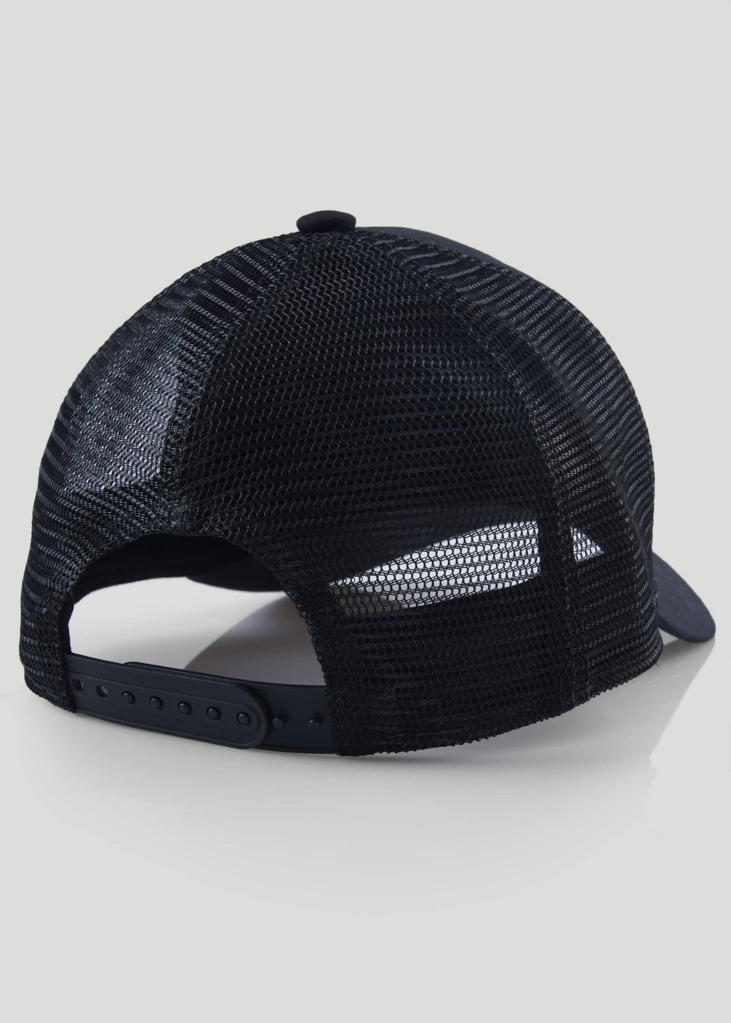 Sandbanks Badge Logo Mesh Back Cap - Black